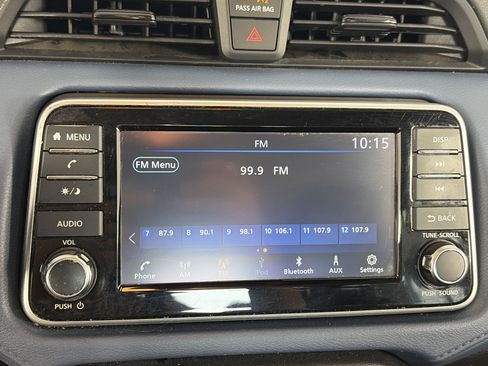 Used 2024 Nissan Versa SV FWD image 18