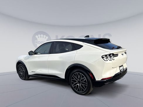 Used 2024 Ford Mustang Mach-E Premium image 4