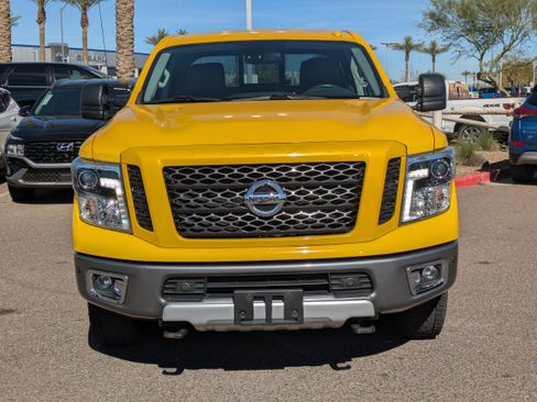 Used 2017 Nissan Titan PRO-4X w/ Pro-4x Convenience Package image 8