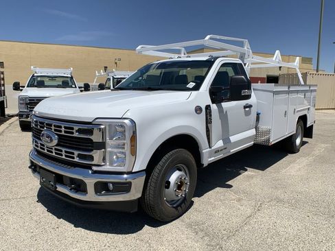 New 2025 Ford F350 XL w/ XL Chrome Package RWD image 31
