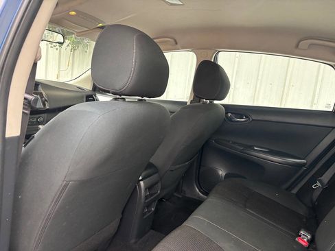 Used 2019 Nissan Sentra S FWD image 13