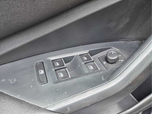 Used 2023 Volkswagen Jetta S FWD image 21