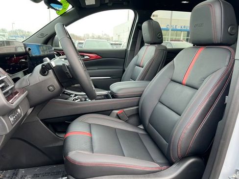 New 2026 Chevrolet Traverse RS image 5