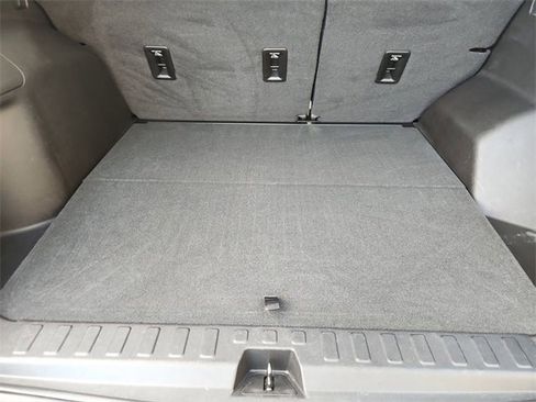 Certified 2019 Chevrolet Equinox Premier image 27