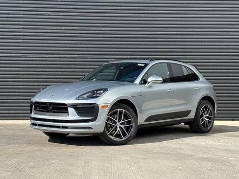 Certified 2026 Porsche Macan image 1