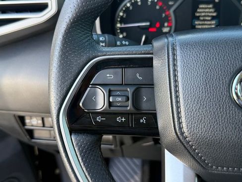 Used 2022 Toyota Tundra Limited image 18
