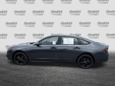 Certified 2025 Honda Accord SE image 7
