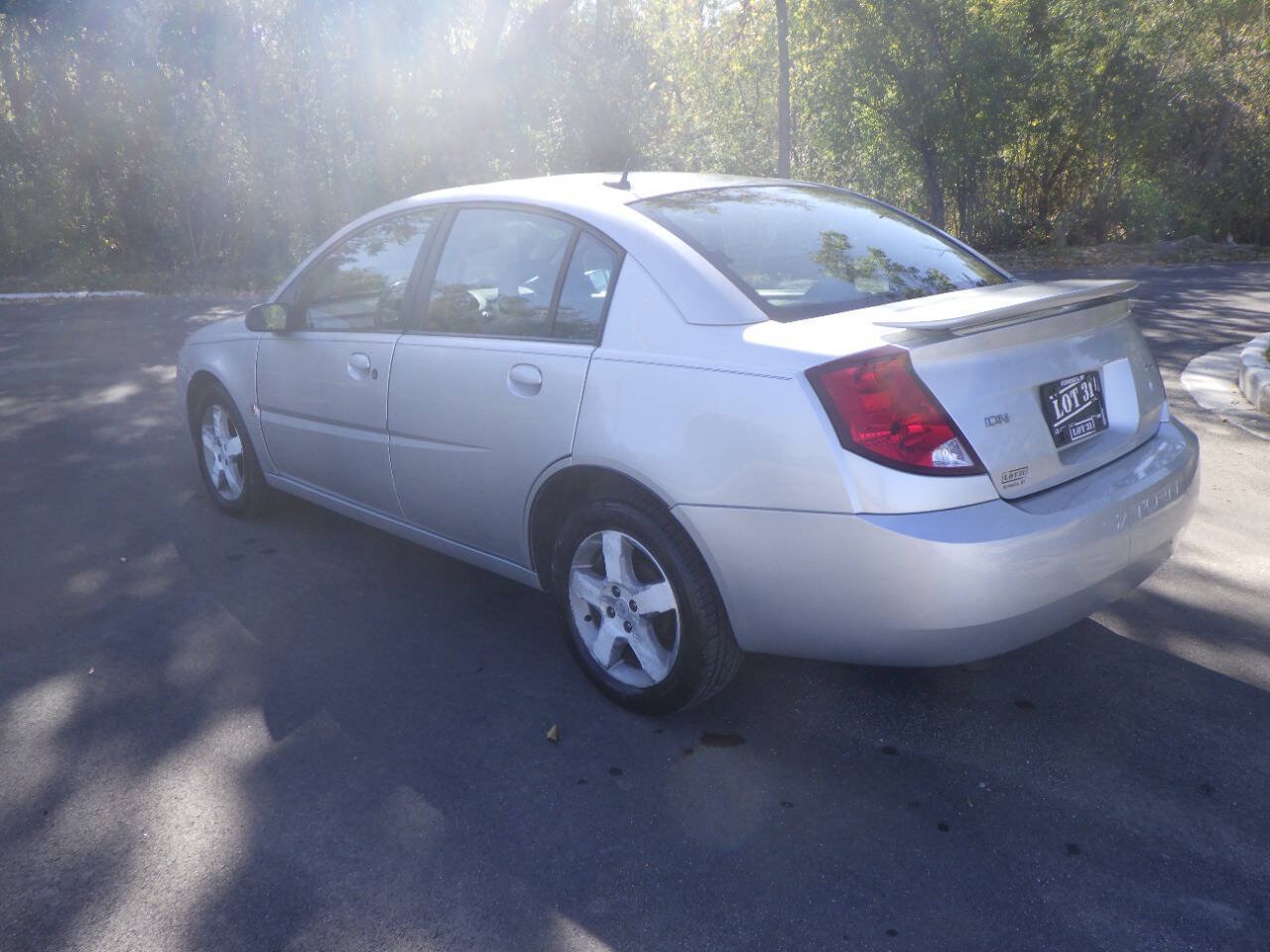 Used 2007 Saturn ION Level 3 w/ Enhanced Performance Pkg FWD image 3