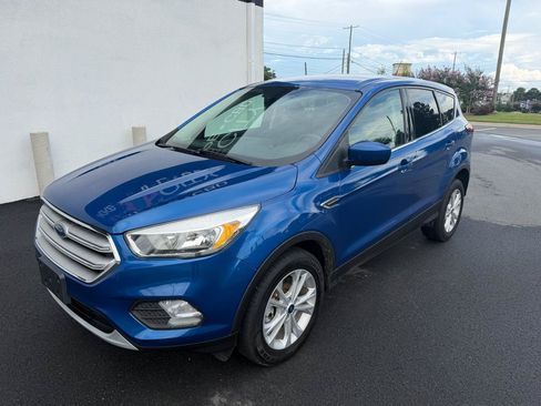 Used 2019 Ford Escape SE AWD/4WD image 1
