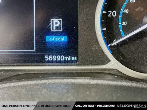 Used 2018 Nissan Leaf SL w/ SL Technology Package FWD image 12