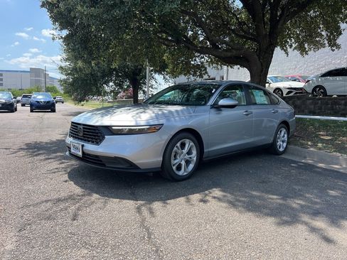 New 2025 Honda Accord LX image 3