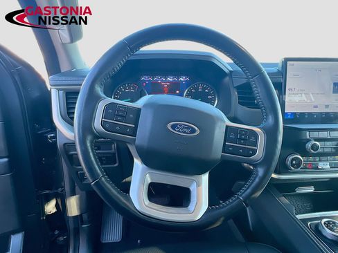 Used 2024 Ford Expedition Max XLT image 14