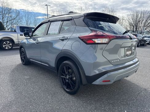 Used 2023 Nissan Kicks SR w/ SR Premium Package image 5