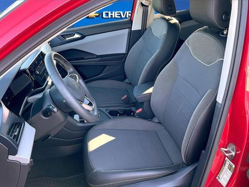 Used 2023 Volkswagen Taos SE w/ Panoramic Sunroof Package image 21