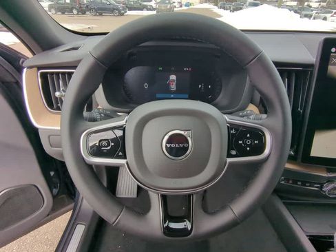 Used 2026 Volvo XC60 B5 Plus w/ Protection Package Premier AWD/4WD image 21