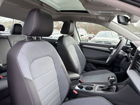 New 2026 Volkswagen Jetta SE FWD image 18