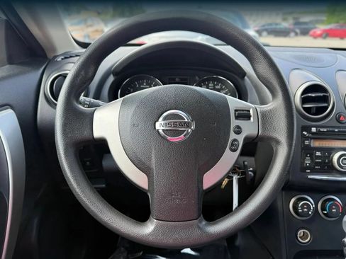 Used 2013 Nissan Rogue S AWD/4WD image 24