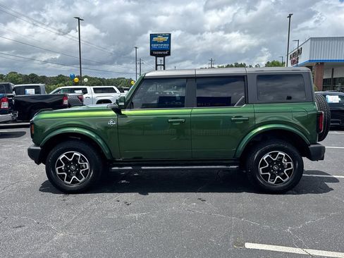Used 2023 Ford Bronco Outer Banks AWD/4WD image 9