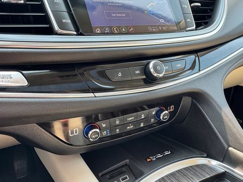 Used 2023 Buick Enclave Avenir w/ Avenir Technology Package AWD/4WD image 29