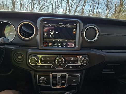 Used 2023 Jeep Wrangler Unlimited Sahara w/ Cold Weather Group image 23