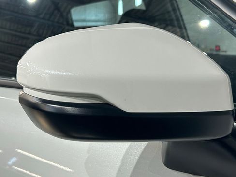Used 2024 Honda HR-V LX image 12