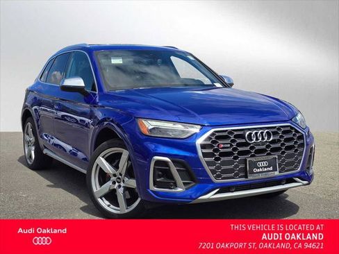 Used 2022 Audi SQ5 Premium Plus w/ Premium Plus Package AWD/4WD image 1