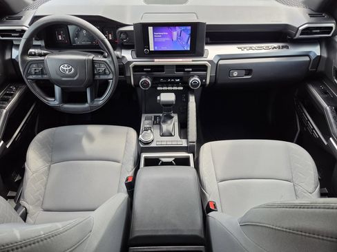 Used 2026 Toyota Tacoma SR5 AWD/4WD image 12