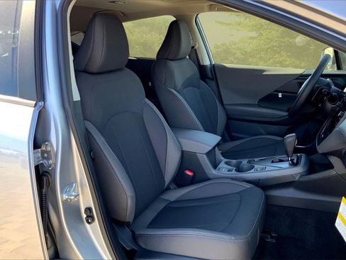 Used 2026 Subaru Crosstrek 2.0i Premium image 11