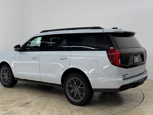 New 2025 Ford Expedition Platinum w/ Stealth Performance Package image 3