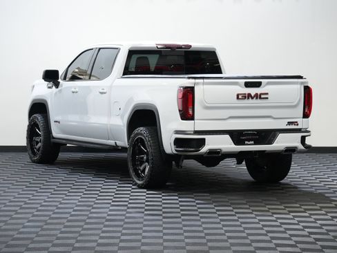 Used 2022 GMC Sierra 1500 AT4 w/ AT4 Premium Package AWD/4WD image 8