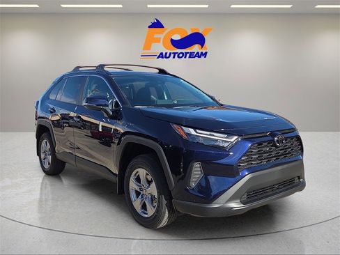New 2025 Toyota RAV4 XLE image 7