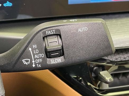 New 2026 BMW 330i xDrive Sedan w/ Convenience Package AWD/4WD image 38