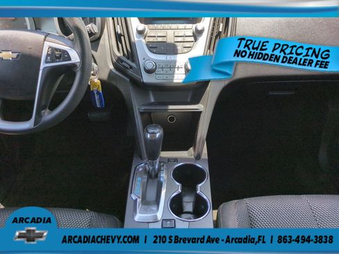 Used 2017 Chevrolet Equinox LT FWD image 18