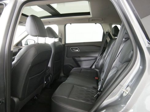 Used 2022 Nissan Rogue Platinum w/ Head-Up Display Package image 20