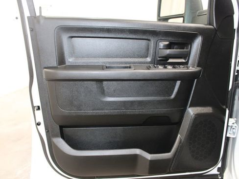 Used 2024 RAM 2500 Tradesman w/ Chrome Appearance Group AWD/4WD image 42