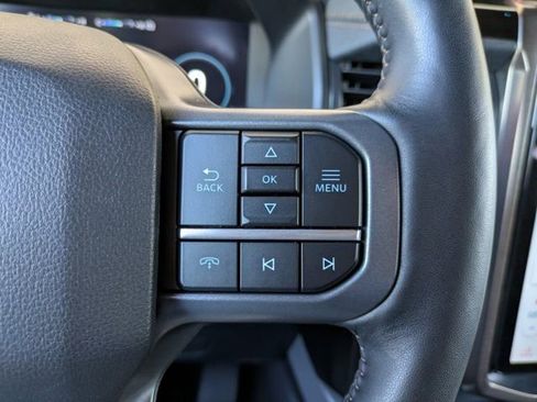 Used 2024 Ford F150 Lightning Lariat image 25