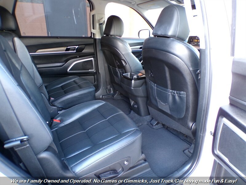 Used 2022 Kia Telluride EX w/ EX Premium Package FWD image 27