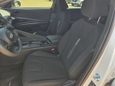 New 2026 Hyundai Elantra Sport FWD image 16