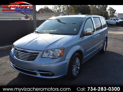 Used 2016 Chrysler Town & Country Touring-L