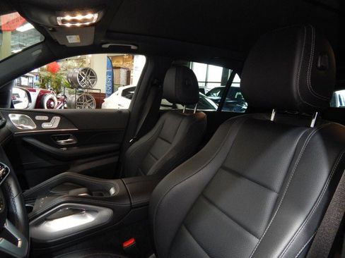 Used 2023 Mercedes-Benz GLE 450 4MATIC w/ AMG Line Exterior image 19