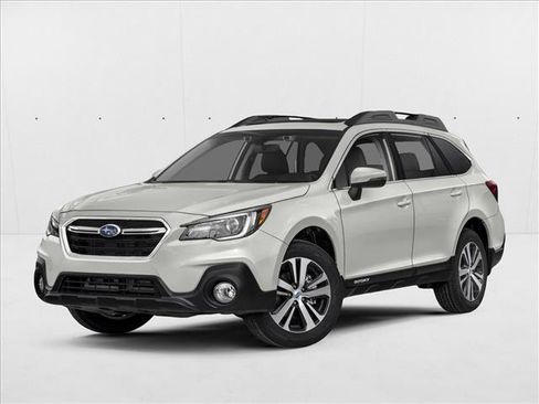 Used 2018 Subaru Outback 2.5i AWD/4WD image 1