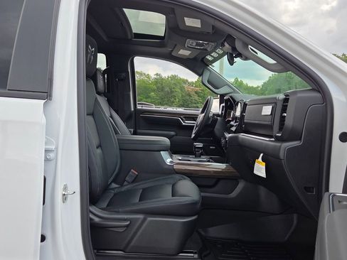 New 2026 Chevrolet Silverado 1500 RST AWD/4WD image 13