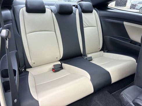 Used 2017 Honda Civic EX-L image 25