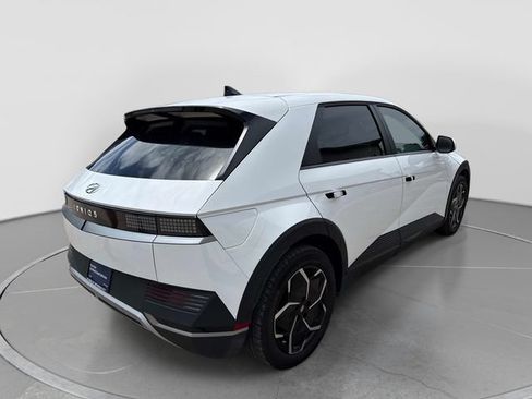 Certified 2024 Hyundai Ioniq 5 SEL RWD image 8
