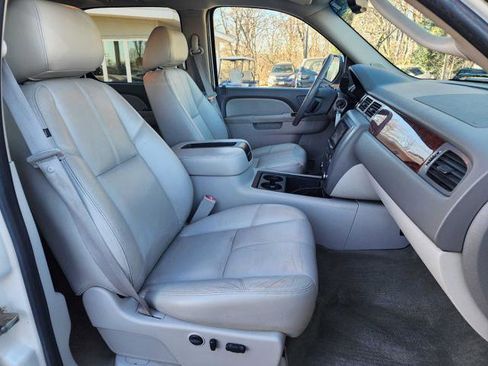 Used 2011 GMC Sierra 1500 SLT w/ SLT White Diamond Edition image 17