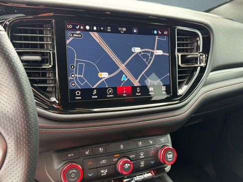 Used 2024 Dodge Durango GT image 24