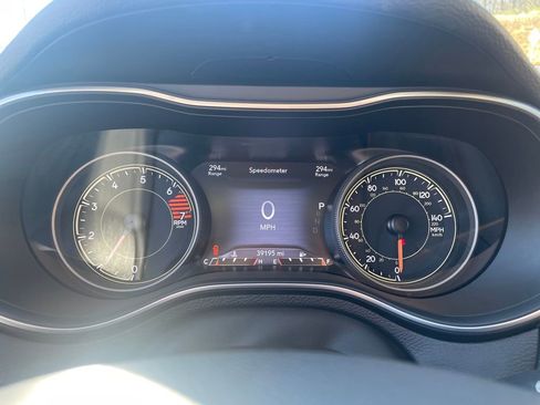 Used 2023 Jeep Cherokee Altitude Lux w/ Lux Elite Package image 16