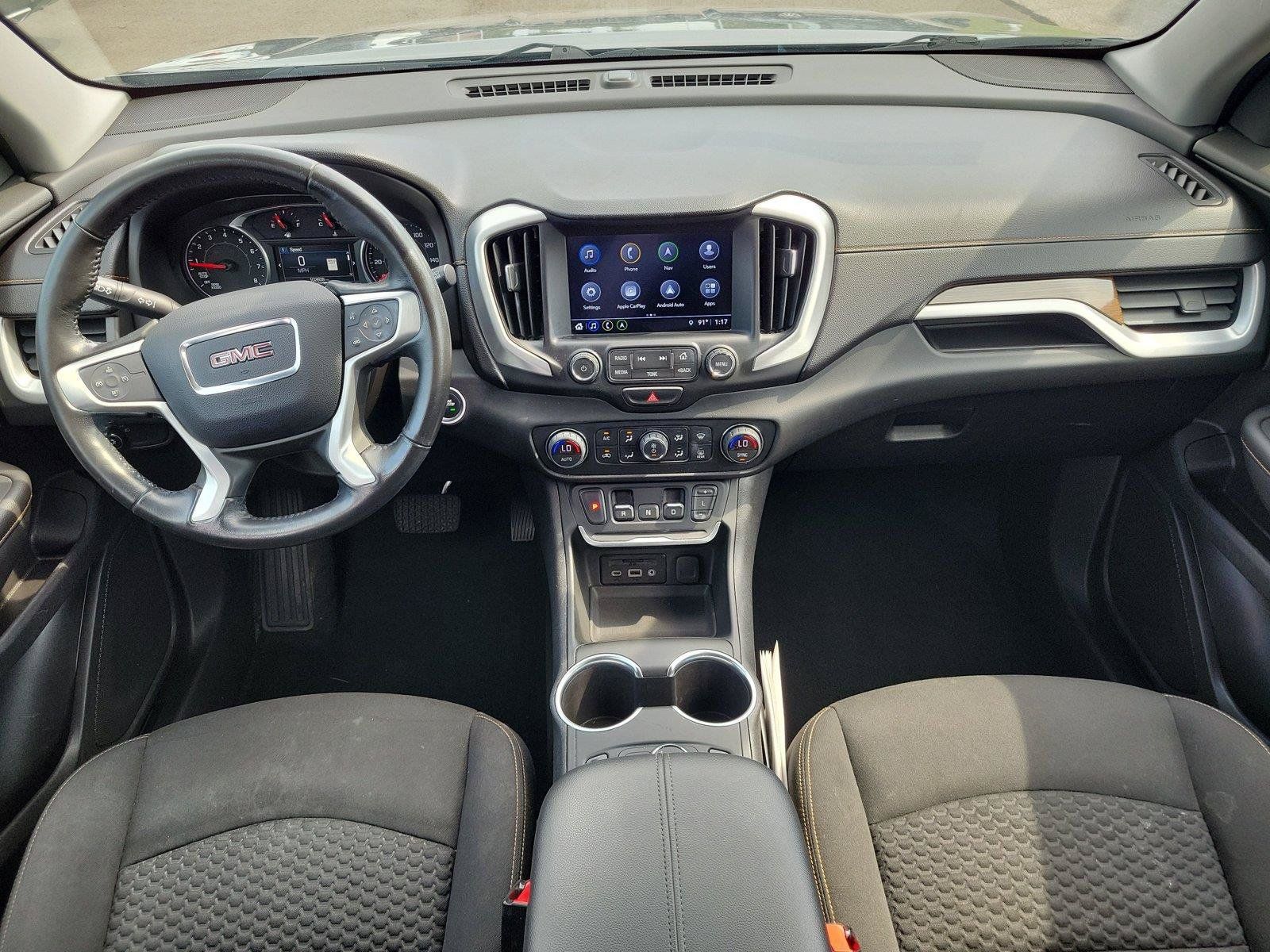 Used 2018 GMC Terrain SLE w/ Driver Convenience Package FWD image 8