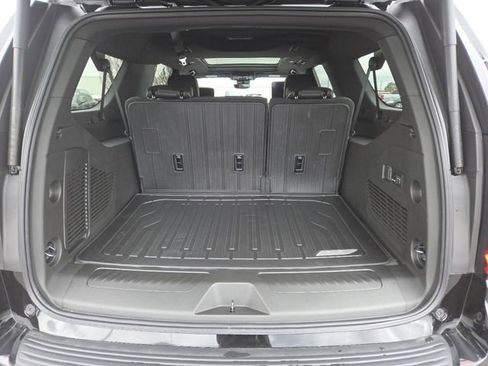 New 2026 GMC Yukon XL Elevation w/ Elevation Premium Package image 31