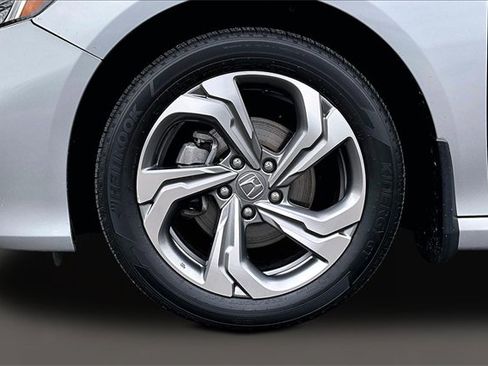 Certified 2018 Honda Accord EX-L image 29